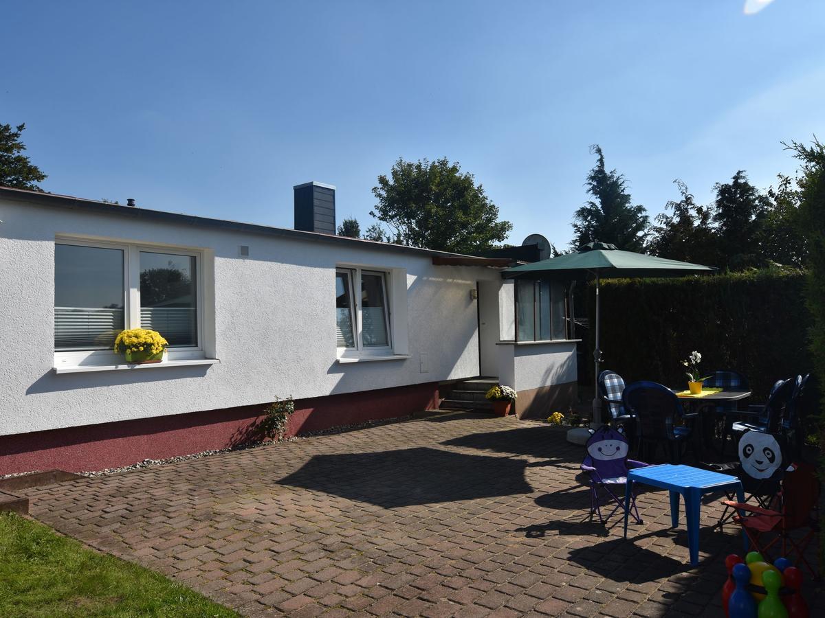 Vila Modern Bungalow In Kroepelin With Garden Exteriér fotografie